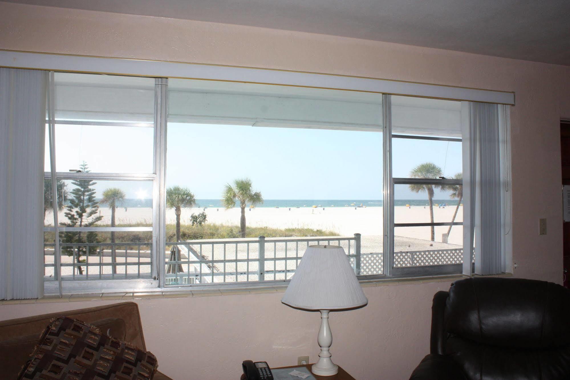 טראז'ור איילנד Ibeach Resort מראה חיצוני תמונה